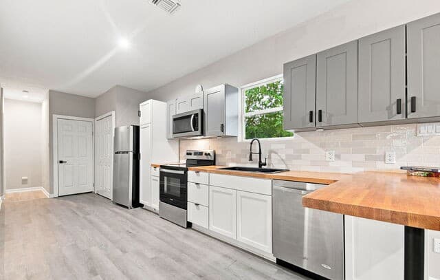138  Hess St, San Antonio, TX 78212 — photo 6