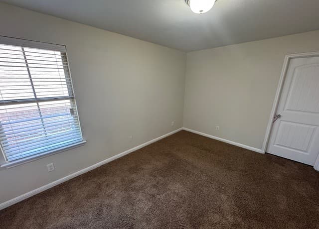 6702  Prescott Dm, San Antonio, TX 78233 — photo 8