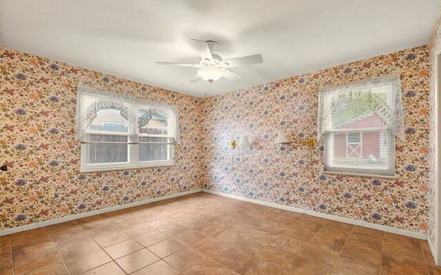 606 S Columbus Street, Fredericksburg, TX 78624 — photo 7