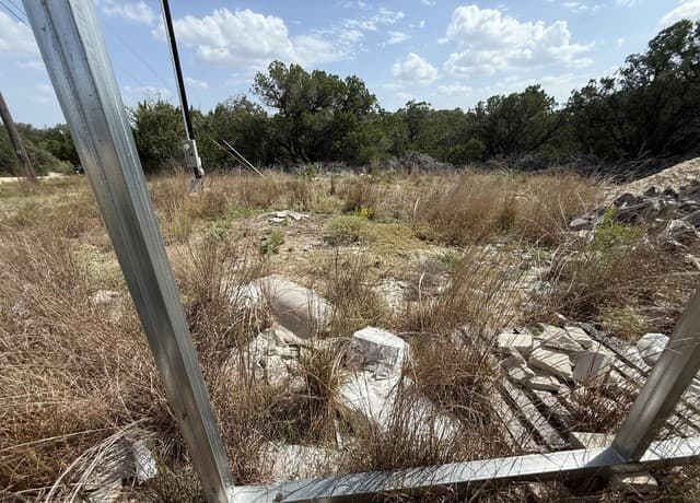 1109  Lakeshore, Bandera, TX 78003 — photo 9