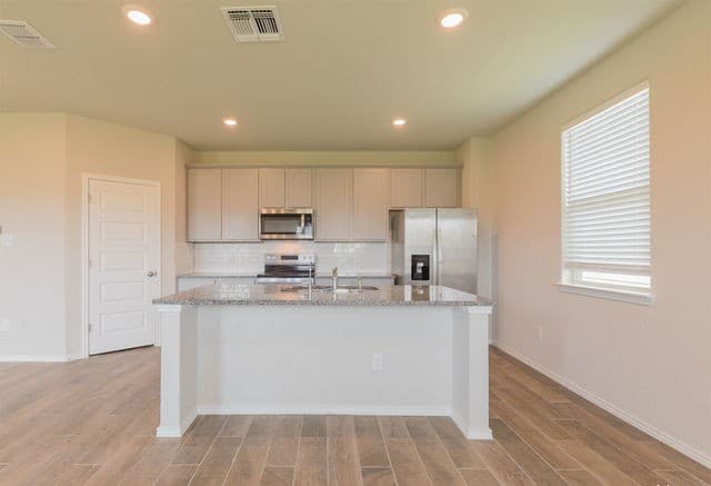 3258  Rancho Grande, San Antonio, TX 78224 — photo 6