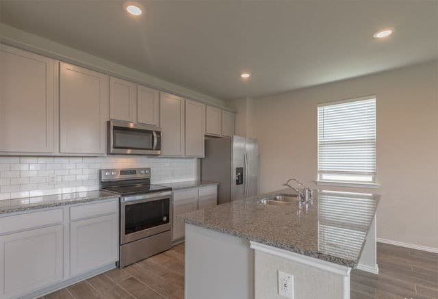 3258  Rancho Grande, San Antonio, TX 78224 — photo 8