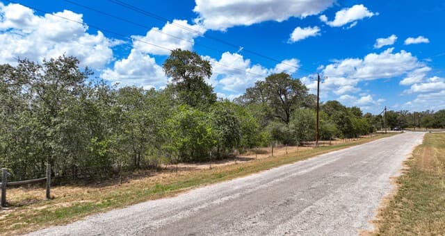 20  Clear Lake Loop