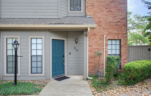 69  Chapel Hill Cir