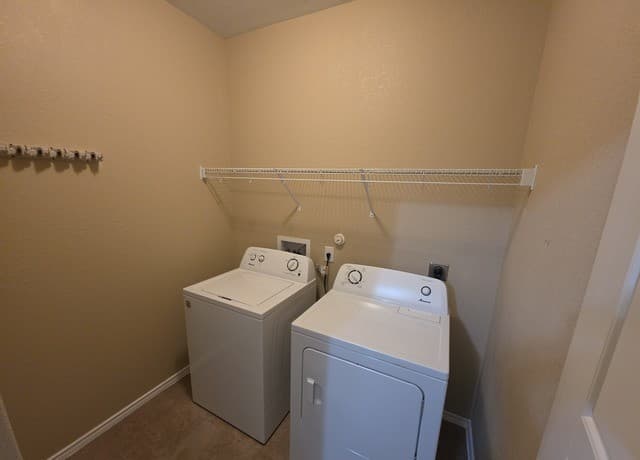 1847  Gray Fox Crk, San Antonio, TX 78245 — photo 11