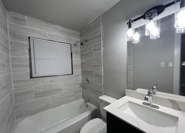 1130  Shadwell Dr, San Antonio, TX 78228 — photo 8