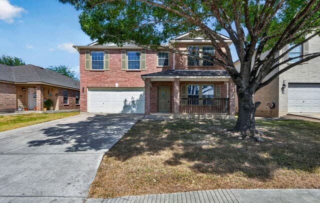 226 Birchwood Bay