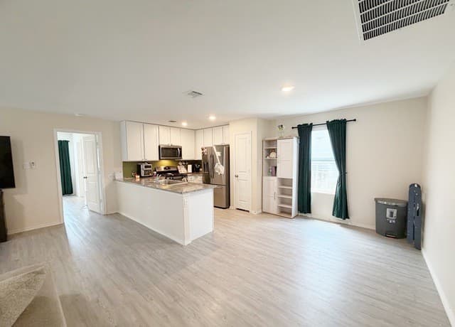 8935  Astral Pl, San Antonio, TX 78252 — photo 23