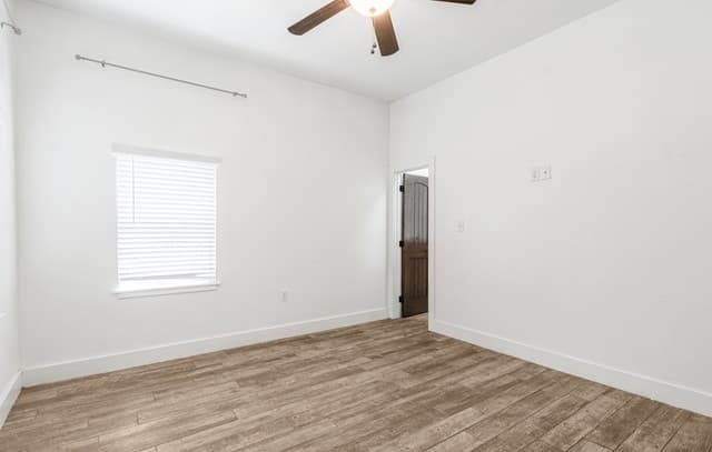 21875  Scenic Loop Rd, San Antonio, TX 78255 — photo 11