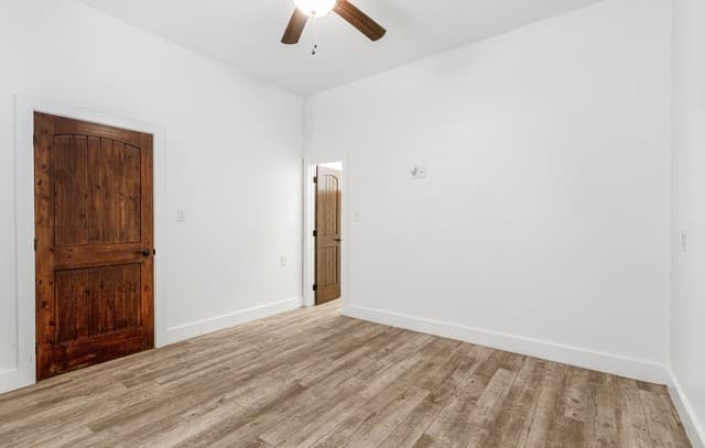 21875  Scenic Loop Rd, San Antonio, TX 78255 — photo 9