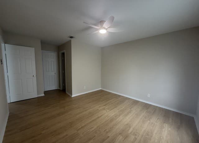 1303  Klondike, San Antonio, TX 78245 — photo 9