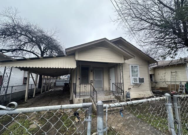 1320  Monterey