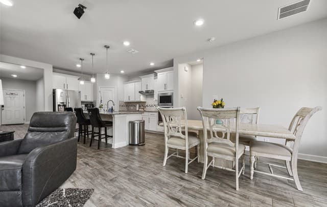 359  Sonata Cyn, Spring Branch, TX 78070 — photo 2