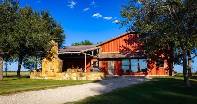 106  County Road 253, Poth, TX 78147 — photo 4