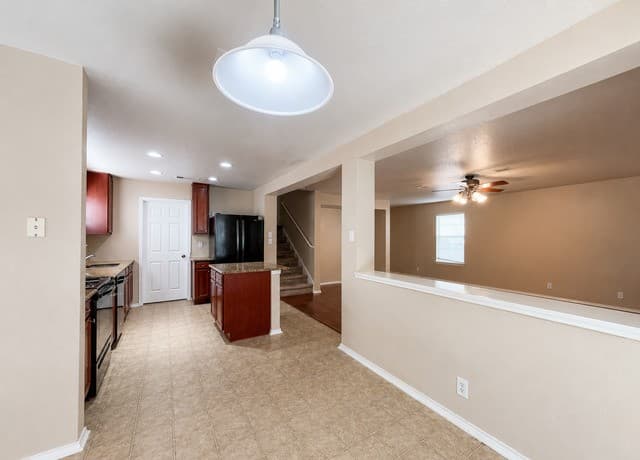 5514  Spring Walk, San Antonio, TX 78247 — photo 16