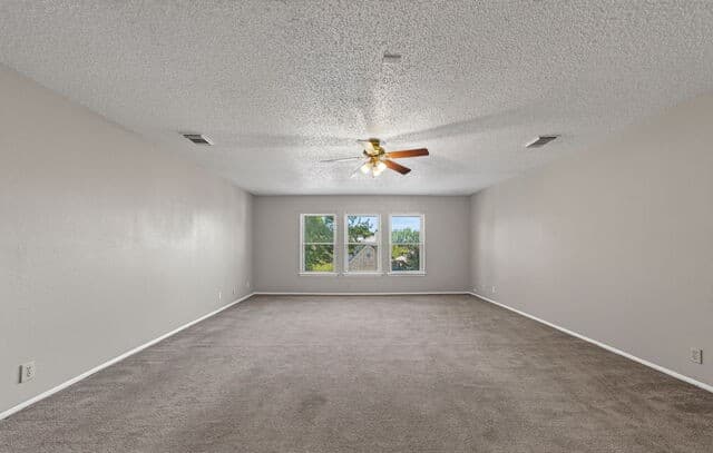 9222  Mirecourt, San Antonio, TX 78250 — photo 15