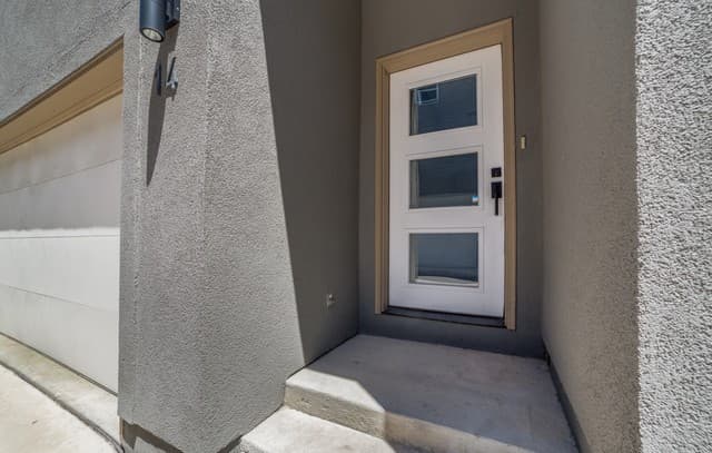 1618 W Lawndale Dr Unit UNIT 14, San Antonio, TX 78209 — photo 2