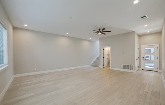 1618 W Lawndale Dr Unit UNIT 14, San Antonio, TX 78209 — photo 3