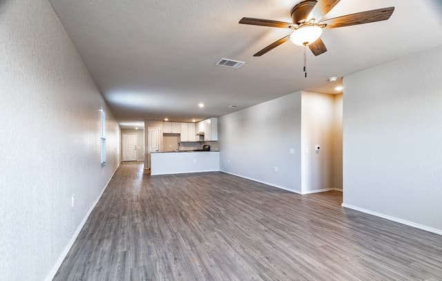 1403  Slice Parkway, San Antonio, TX 78221 — photo 10