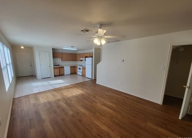 3865  Maverick Creek Rd, San Antonio, TX 78247 — photo 18