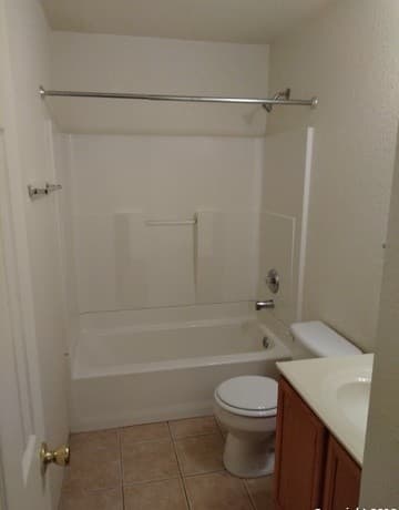 3867  Maverick Creek Rd, San Antonio, TX 78247 — photo 2