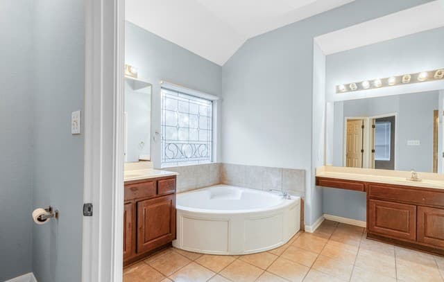 9116  Perdernales Rio, Helotes, TX 78023 — photo 17