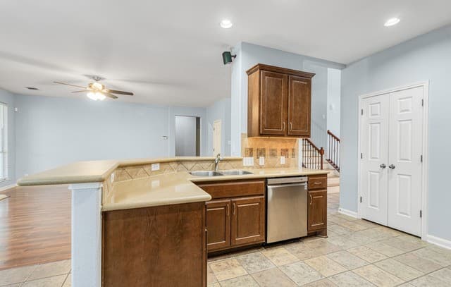 9116  Perdernales Rio, Helotes, TX 78023 — photo 8
