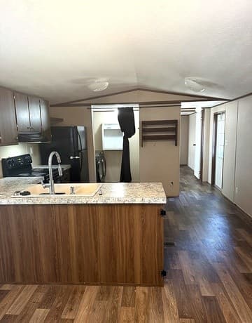 127  Quail Run St, Canyon Lake, TX 78133 — photo 4