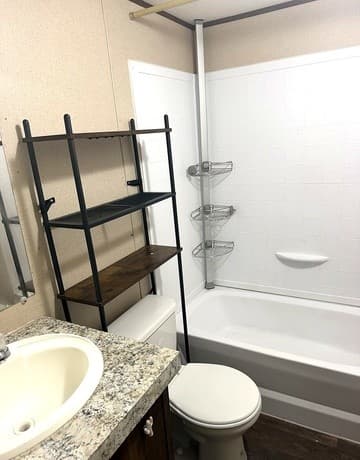 127  Quail Run St, Canyon Lake, TX 78133 — photo 7