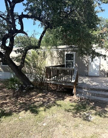 127  Quail Run St, Canyon Lake, TX 78133 — photo 9