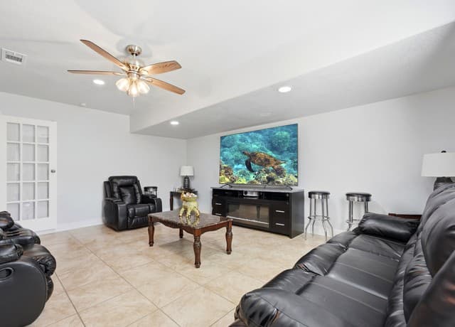 5407  Timbermont St, San Antonio, TX 78250 — photo 12