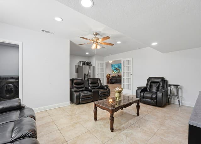 5407  Timbermont St, San Antonio, TX 78250 — photo 7