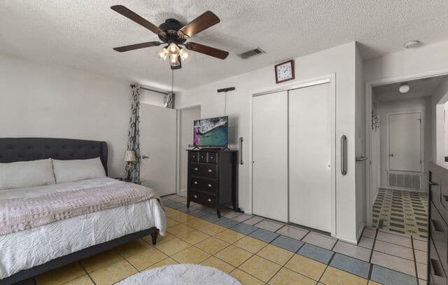 114  Iroquois, San Antonio, TX 78211 — photo 11