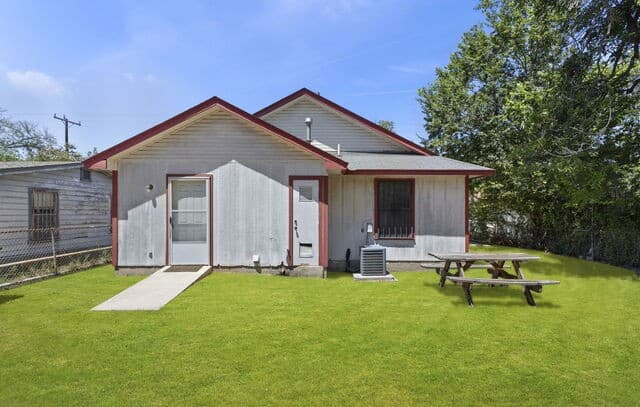 114  Iroquois, San Antonio, TX 78211 — photo 17