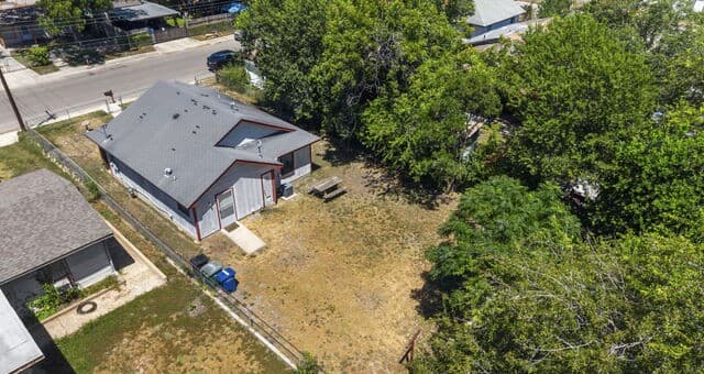 114  Iroquois, San Antonio, TX 78211 — photo 24