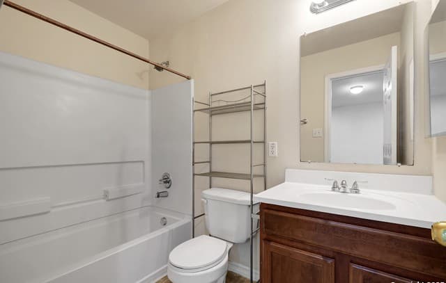 7823  Kingsbury Wood Unit 4, San Antonio, TX 78240 — photo 13
