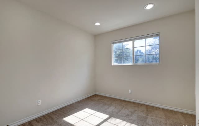 7823  Kingsbury Wood Unit 4, San Antonio, TX 78240 — photo 18