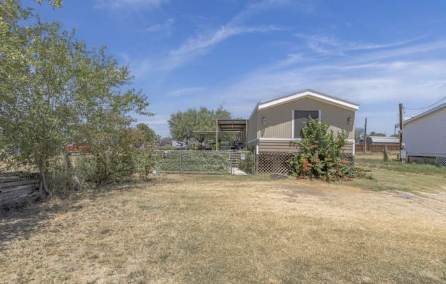 838  Avenue M, Poteet, TX 78065 — photo 6