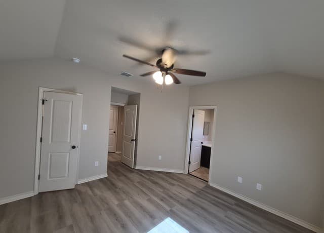 6306  Luglio Lane Unit 201, San Antonio, TX 78233 — photo 12