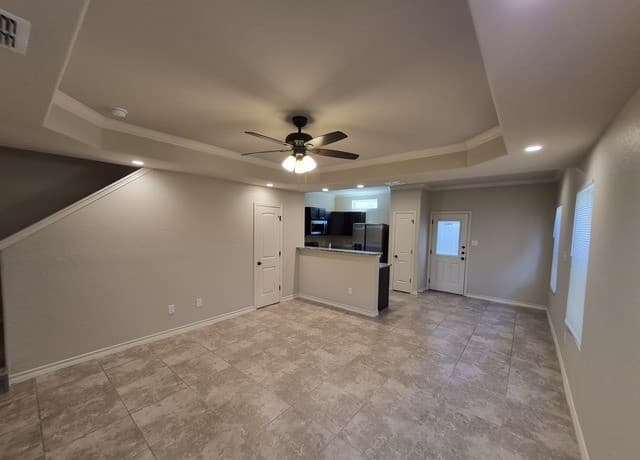 6306  Luglio Lane Unit 201, San Antonio, TX 78233 — photo 3