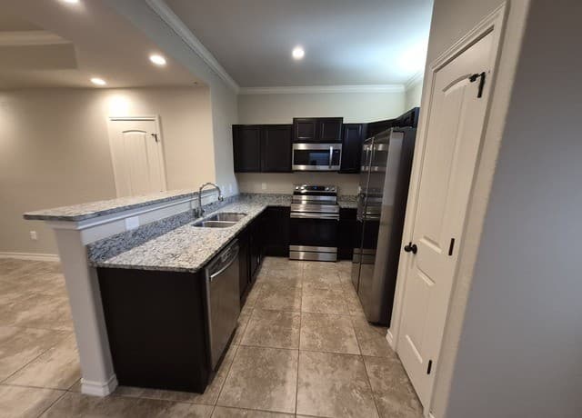 6306  Luglio Lane Unit 201, San Antonio, TX 78233 — photo 7