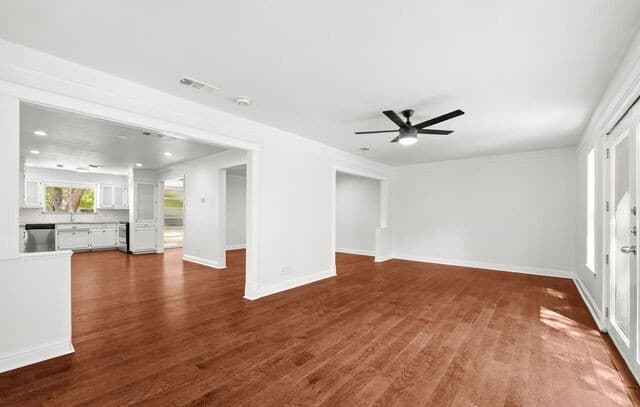 210  Fantasia St, San Antonio, TX 78216 — photo 12