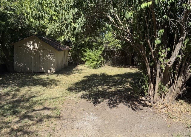 1015  Saint James, San Antonio, TX 78202 — photo 23