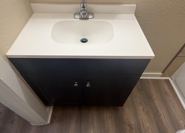 1015  Saint James, San Antonio, TX 78202 — photo 7