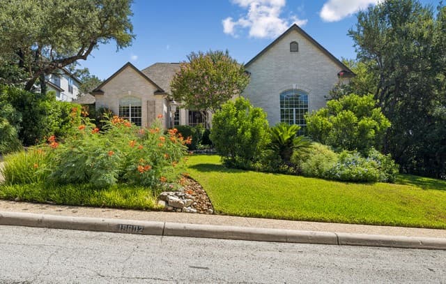 19002  Sweet Mary, San Antonio, TX 78255 — photo 2