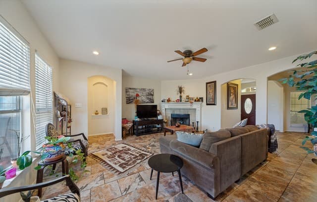8235  Rockwell, San Antonio, TX 78249 — photo 4