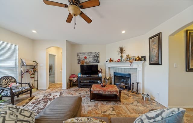 8235  Rockwell, San Antonio, TX 78249 — photo 5