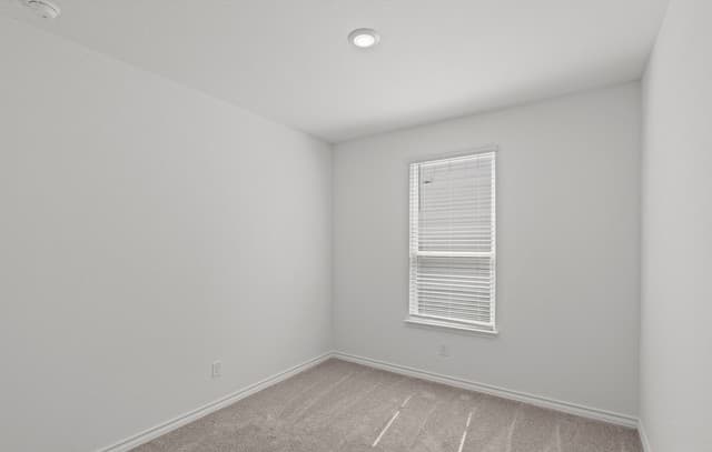 8231  Smithers Avenue, San Antonio, TX 78252 — photo 4