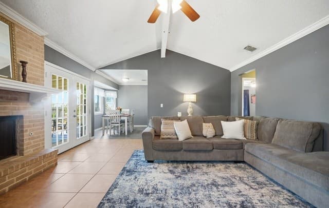 9538  New World, San Antonio, TX 78239 — photo 5
