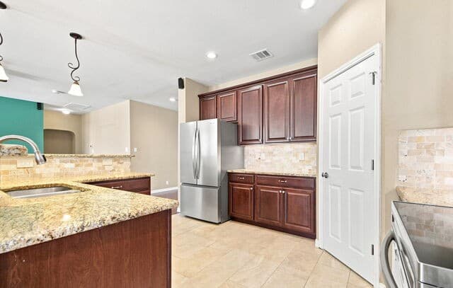4719  Emden Holw, San Antonio, TX 78247 — photo 16